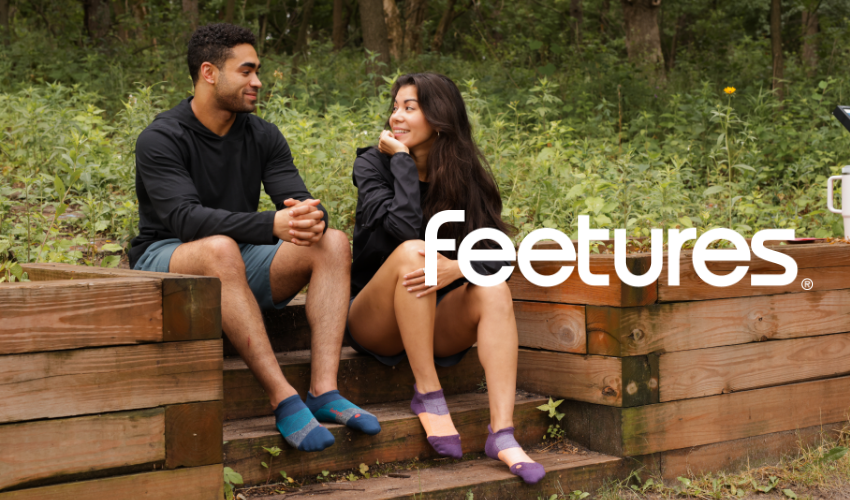 Man and woman chatting on steps