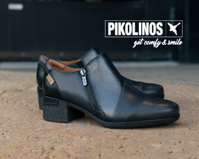Pikolinos Malaga 5673c3 heels sitting on step outside