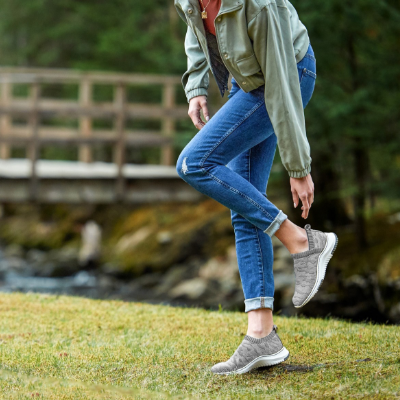Woman putting on Bionica shoes